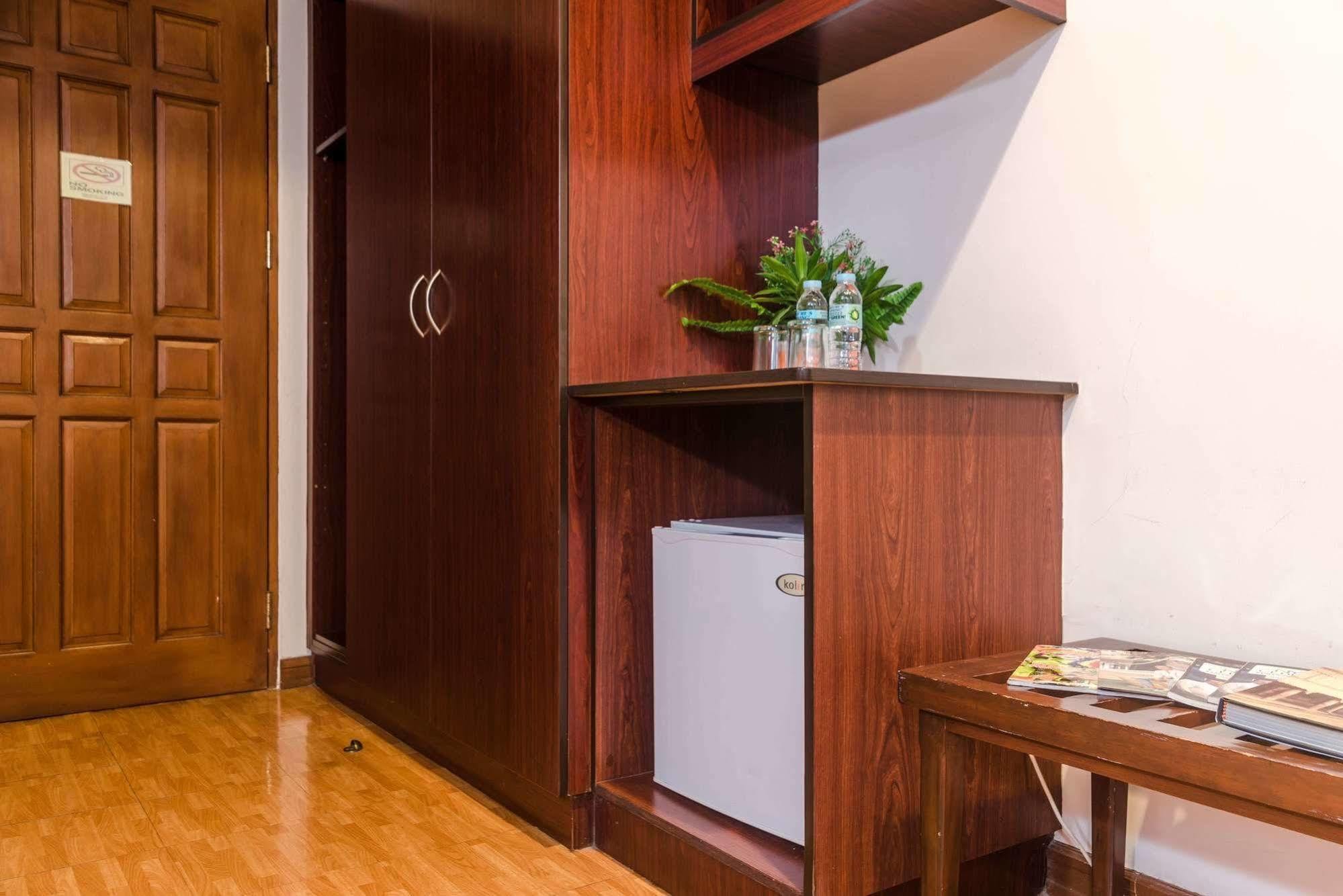 Oftana Suites Mandaue City Eksteriør bilde